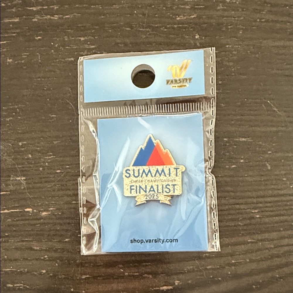 Varsity Summit Finalist Pin 2025